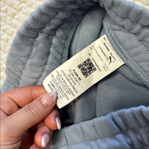 PUMA SHORTS - Picture 3 of 6